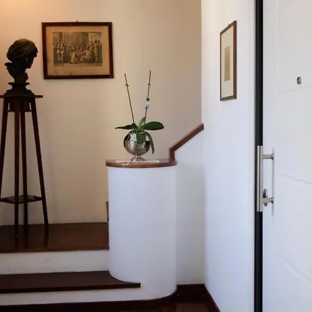 Attico Con Terrazza Sul Porto Apartment