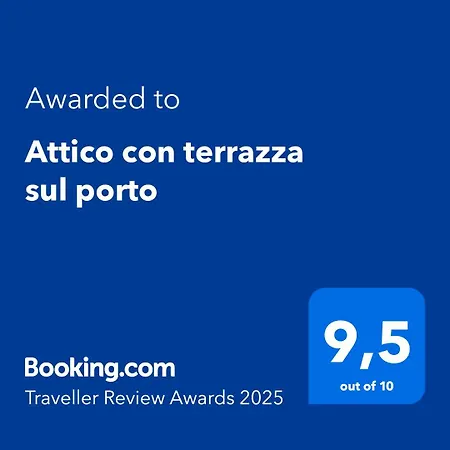 Attico Con Terrazza Sul Porto Apartment *